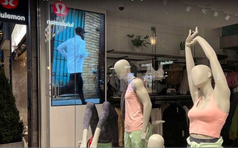 Lululemon closes its Washington distribution center.