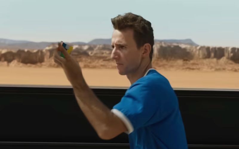 Apple Drops New “Peak Performance” Ad Showcasing iPhone 17 Pro’s Vapour Chamber Cooling System
