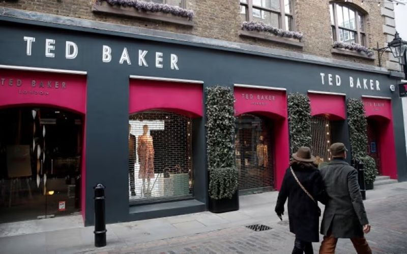 The British trendy brand Ted Baker, which has been acquired, has gone bankrupt again.